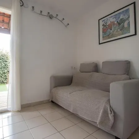 Marina, Ile Des Pecheurs, Holiday home